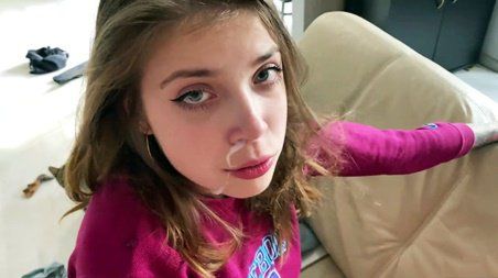 Искала резинку для волос, а нашла стоячий член любимого