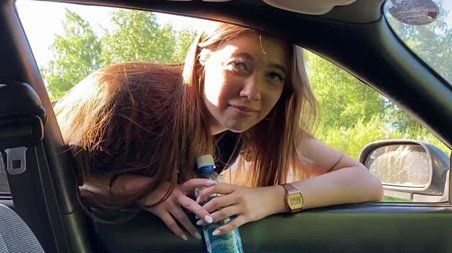 Расплатилась натурой за то, что проебала автобус домой