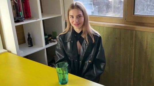 Захотела сливки к кофе – работай ртом!